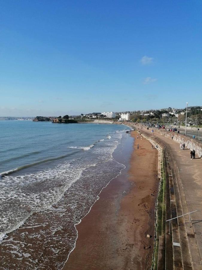 Barbie House ,Opposite The Beach & Paignton Pier , 2 Bedroom Apartment With Private Car Space & Garden , Free Access Next Door To The Stunning Ballet & Make Up School & A Beautiful Ladys Beauty Salon (Adults Only) Exterior photo